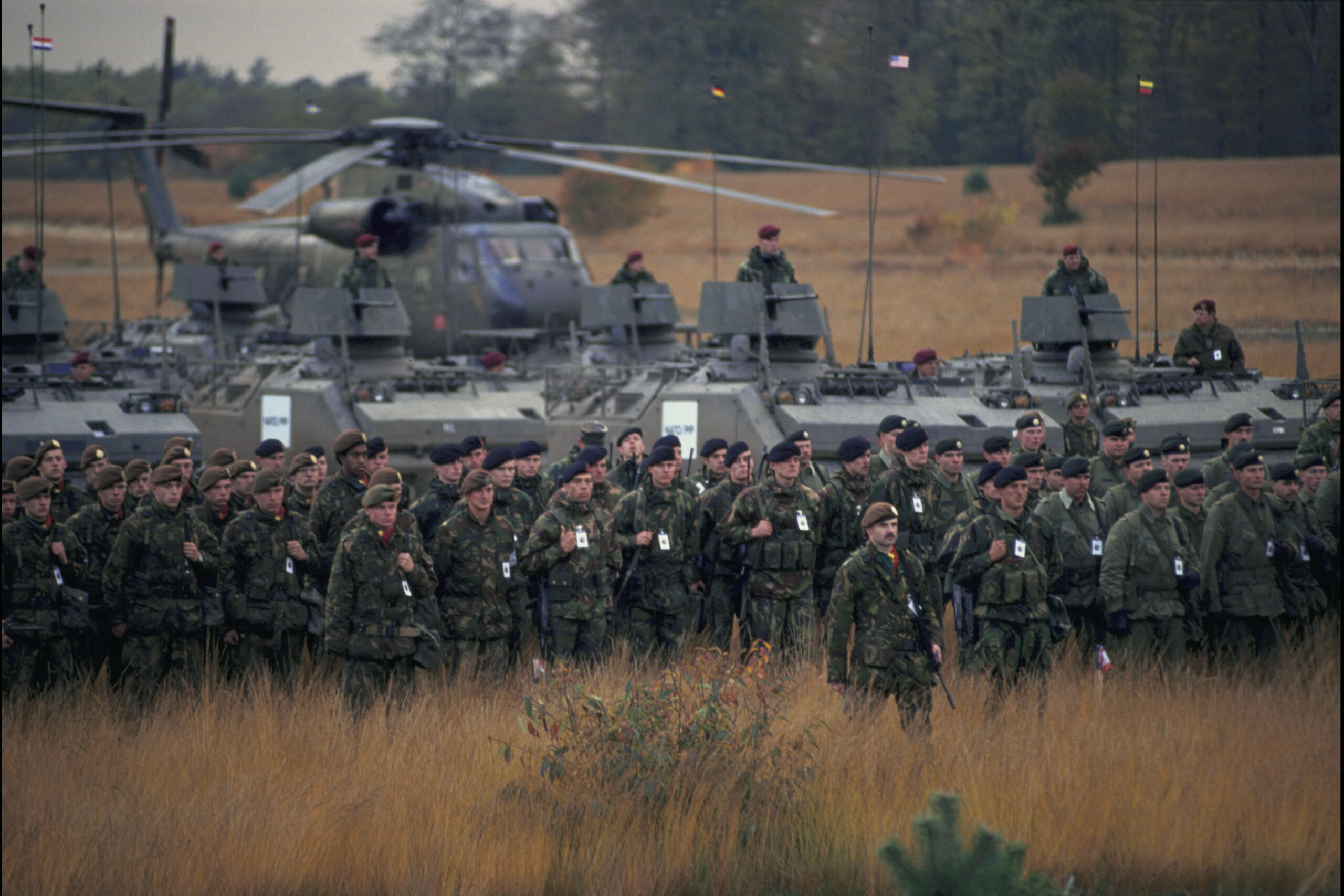 nato-sends-4-000-combat-troops-to-poland-and-baltic-states