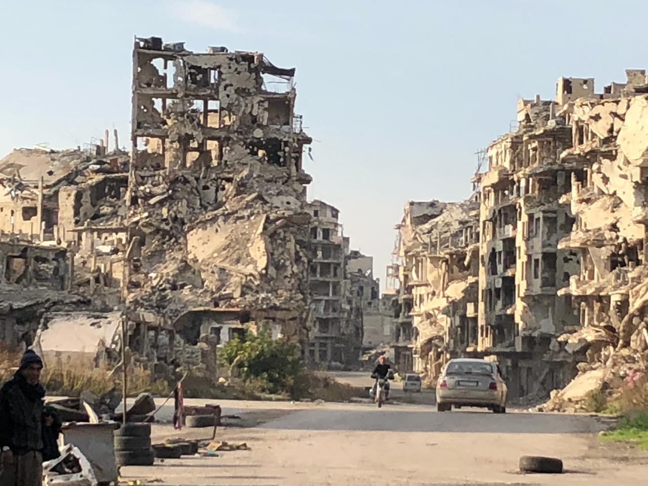 Разрушенная столица. Хомс Сирия 2012. Эмесса Сирия. Город Хомс Сирия до войны. Город Хомс Сирия сейчас.